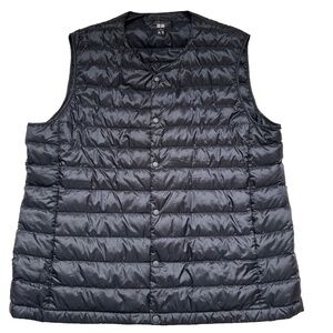 Uniqlo Down Vest Light Weight Dark Blue Mens Size XL Snaps